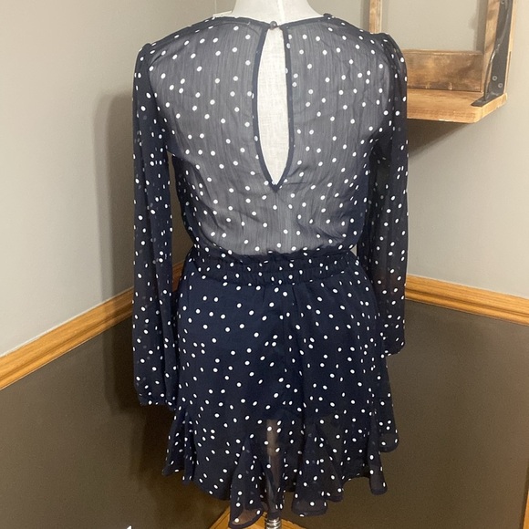 Francesca’s Navy Polka Dot Long Sleeve Dress size medium NWT - Picture 5 of 9
